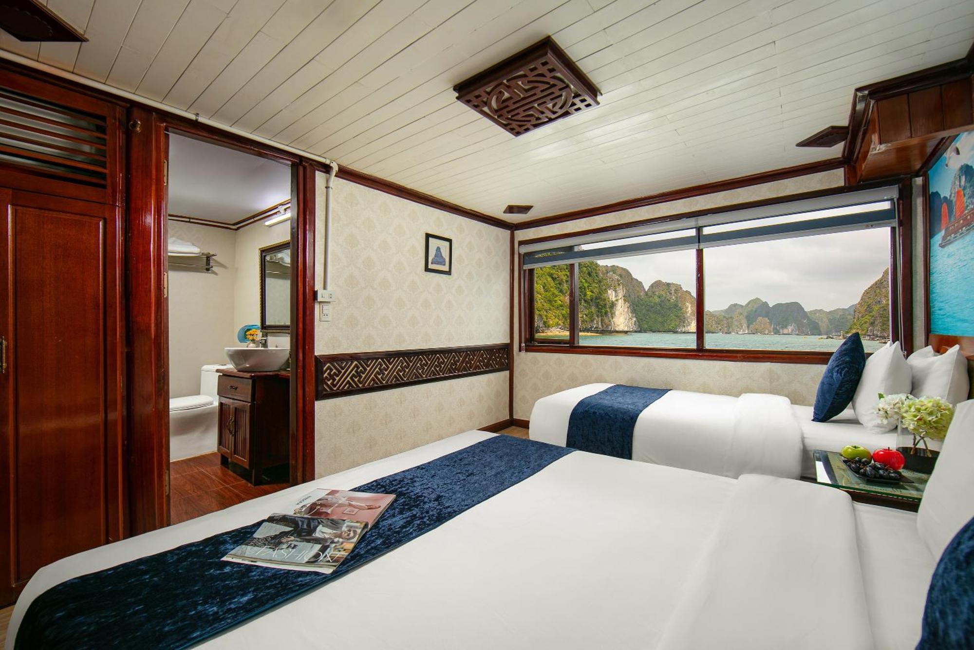 Отель Fantasea Imperial Cruise Халонг Экстерьер фото