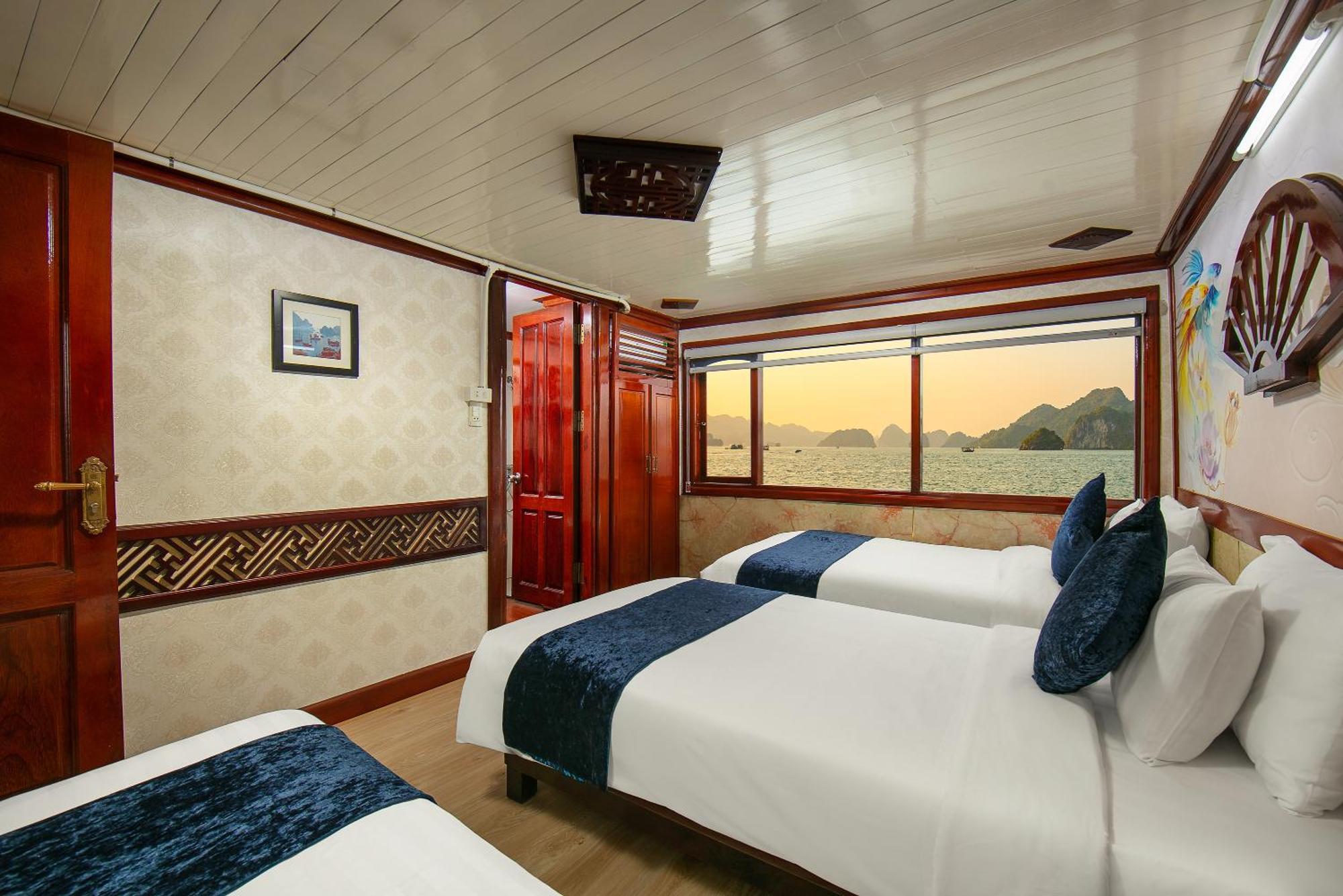 Отель Fantasea Imperial Cruise Халонг Экстерьер фото