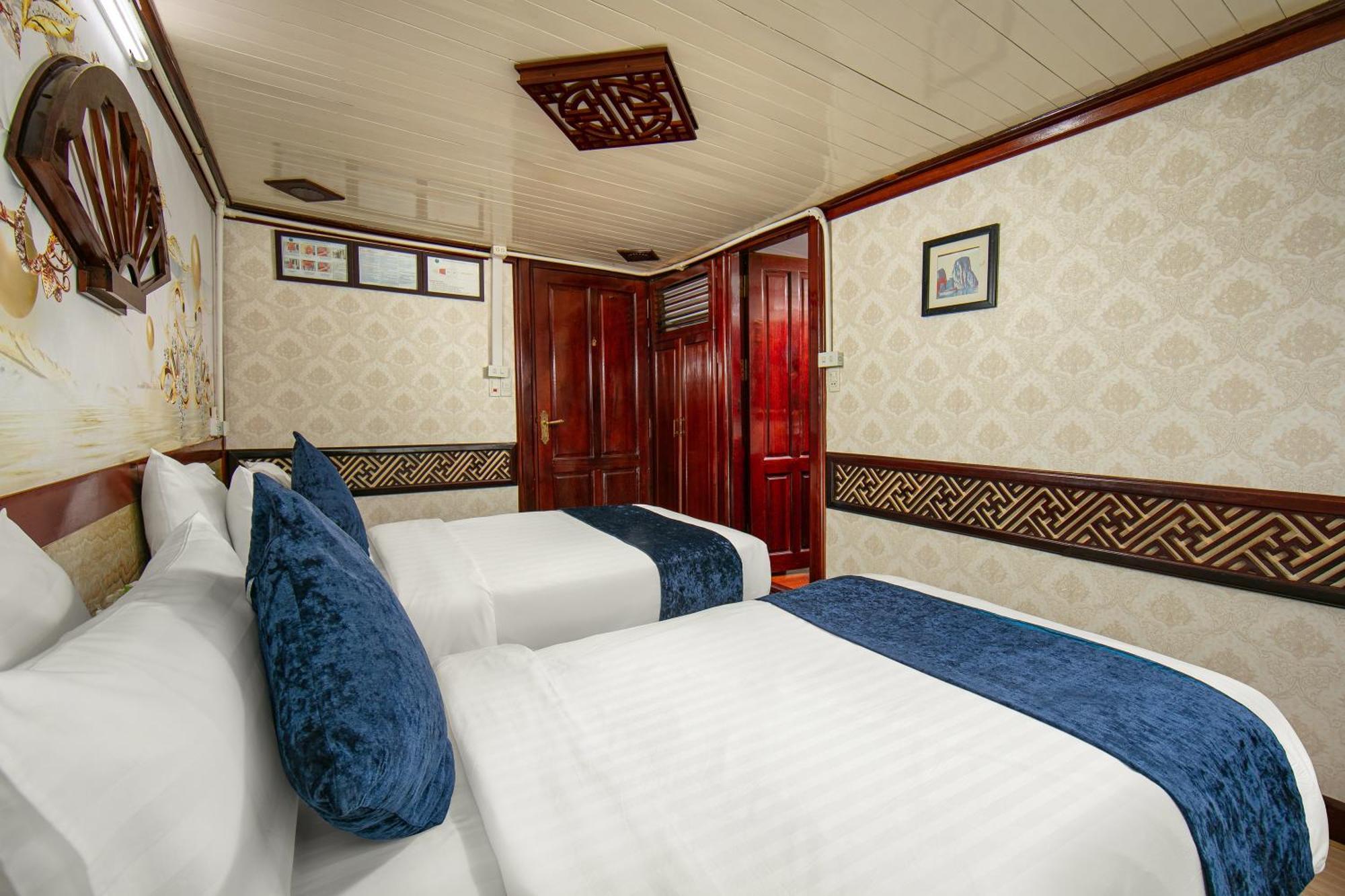 Отель Fantasea Imperial Cruise Халонг Экстерьер фото